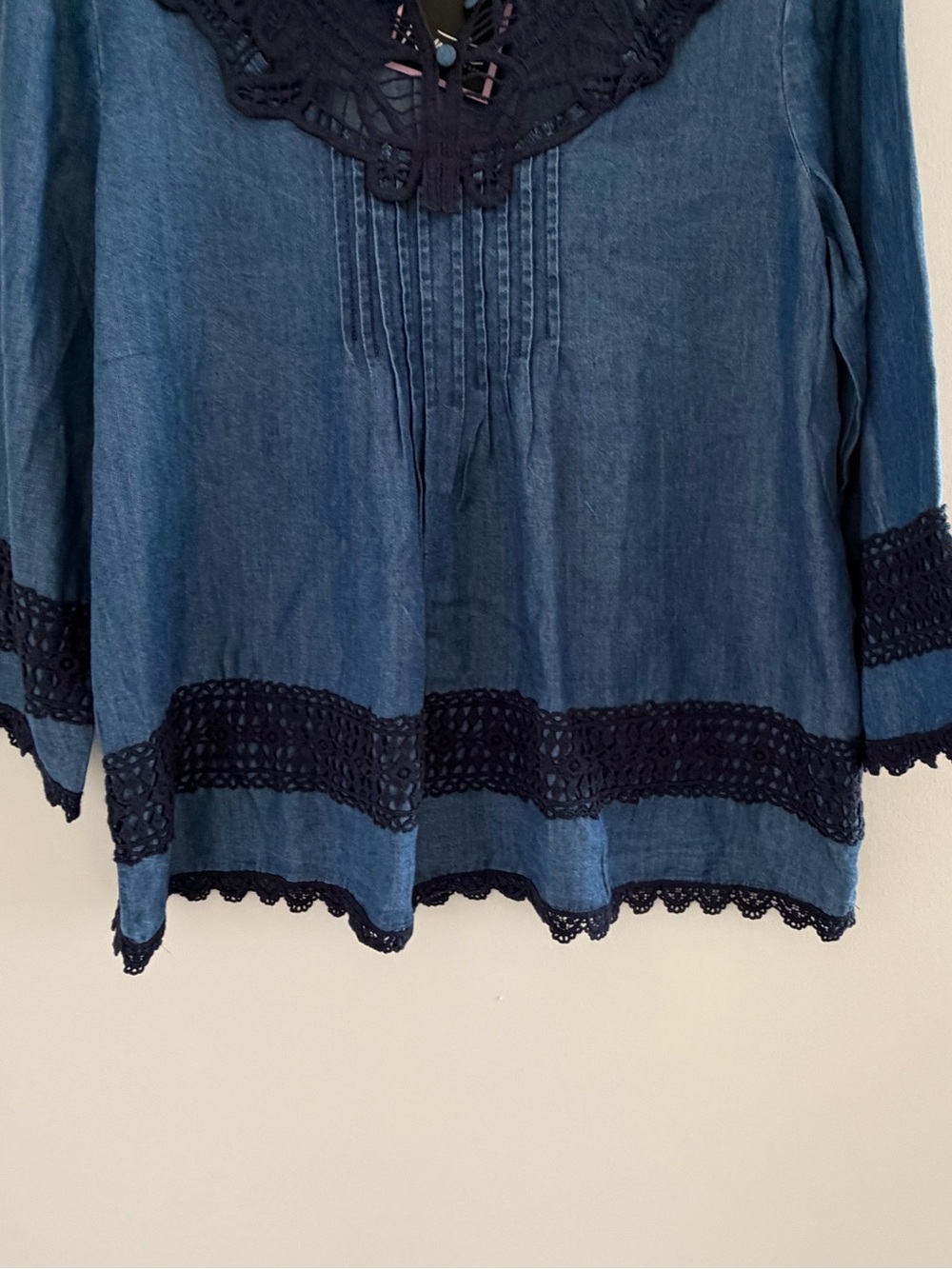 NWT Nanette Lepore Chambray Tencel Lace Trim Boho Tunic Blouse Womens L Blue - Picture 5 of 10